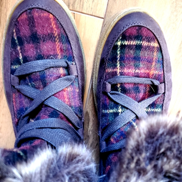 ROCKETDOG Plaid Laced Fur Trim Boots - 6.5 NWOT - Picture 5 of 9